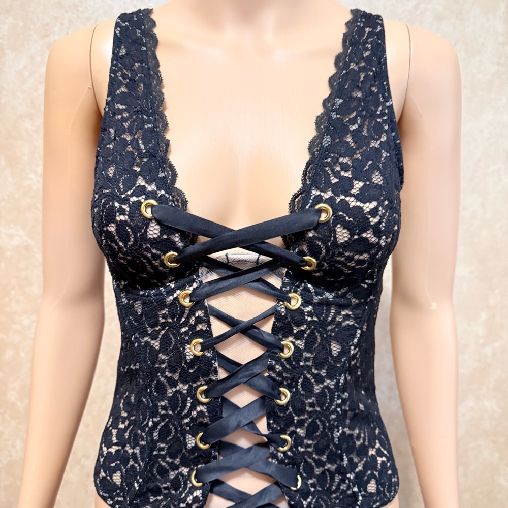 Victoria's Secret Black Lace Top size 34c - Picture 3 of 14